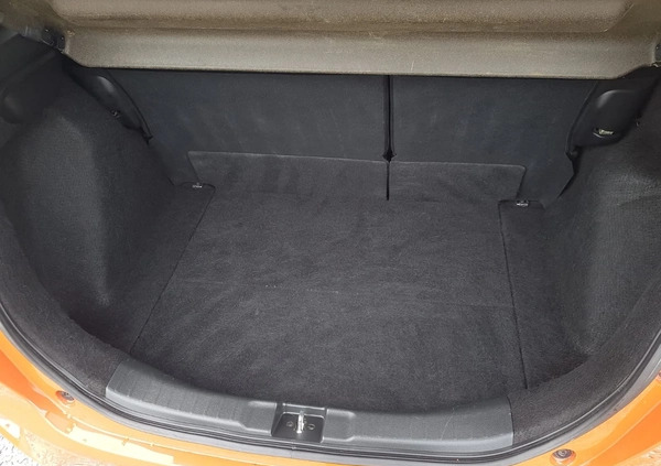 Honda Jazz cena 55900 przebieg: 92000, rok produkcji 2016 z Goleniów małe 704